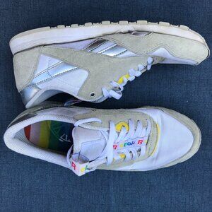 Reebok x Soul Cycle Collector's  Women's Rainbow Pride Silver Sneakers Shoes 8